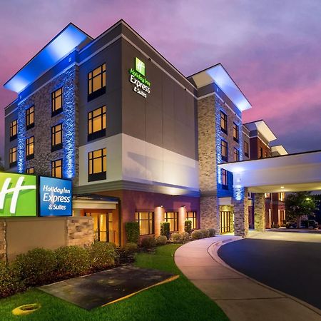 Holiday Inn Express & Suites Lexington, An Ihg Hotel Exterior photo